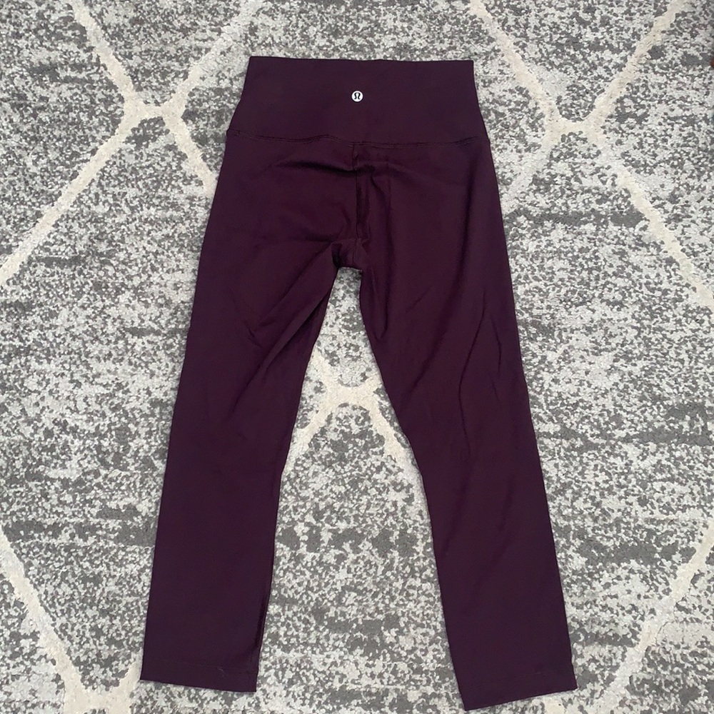 LULULEMON crop leggings